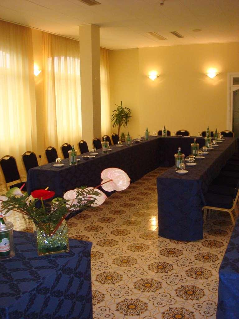 Grand Hotel Don Juan Giulianova Faciliteter billede